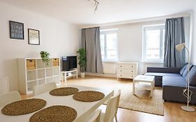 Vienna City Apartment Schottentor